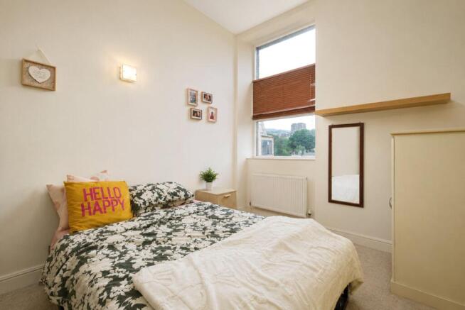 2 bed Apartment for sale Image 6