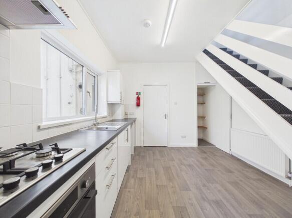 CAM01381G0-PR0242...