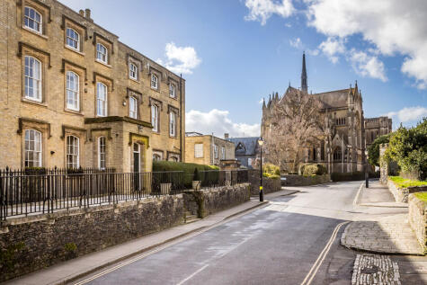 London Road, Arundel