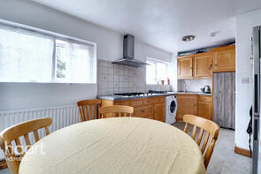 49, Runbury Circle, London NW9 8RX