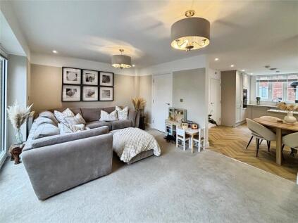 Chatham Close, Upper Heyford, Bicester