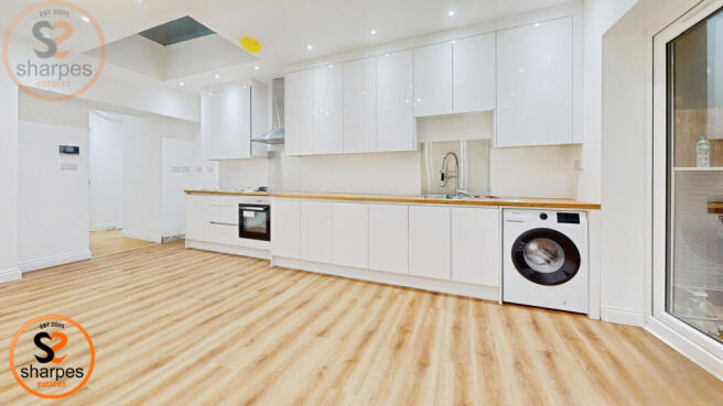 user_edited_photo-8f020bf2_user-edited-eee704f2-13