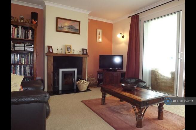 Livingroom (b)