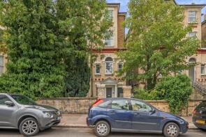 Flat A, 24, Belsize Park Gardens, London NW3 4LH