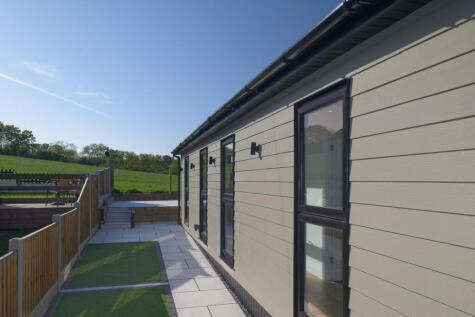 Sunset Drive, Havering-atte-bower, RM4