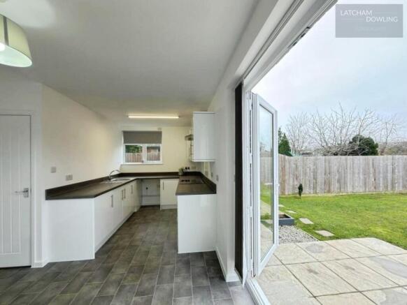 Kitchen/ Breakfast Room