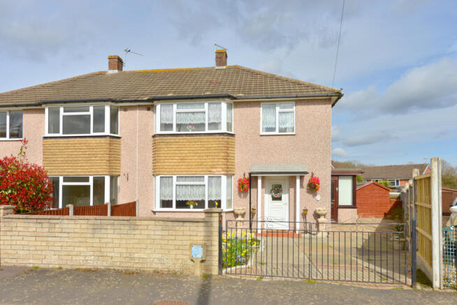 3 Bedroom Semi Detached for Sale