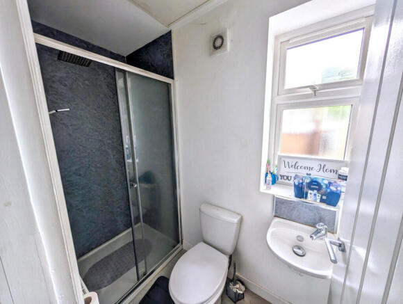 3 bed Semi-Detached for sale Image 5