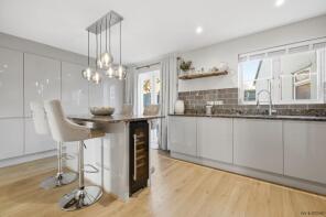 26, Ranulf Road, Dunmow CM6 3FZ