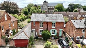 2, Mill Lane, Romsey SO51 8EU