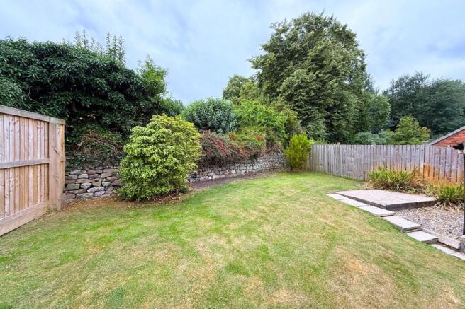 3 bed Detached Bungalow to rent Image 11