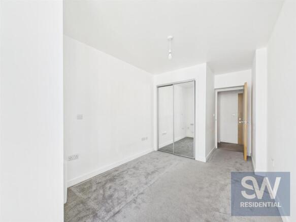 2 bed Apartment to rent Image 9