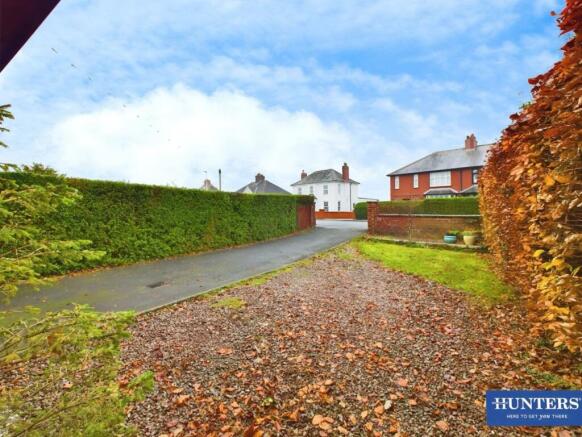 Front Garden/Driveway