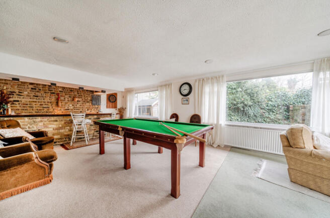 1418457-6-699c2fb...