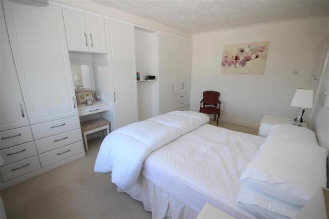 bedroom 6 .jpg