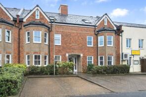 Flat 3, Edward House, Old School Close, Guildford GU1 4QJ