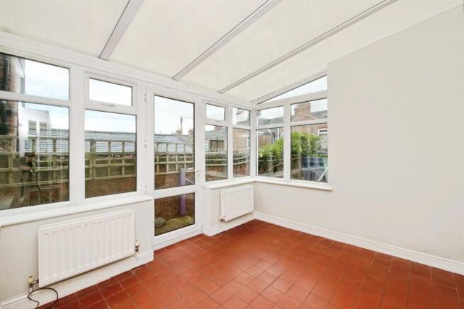 2 bed Terraced for sale Image 9