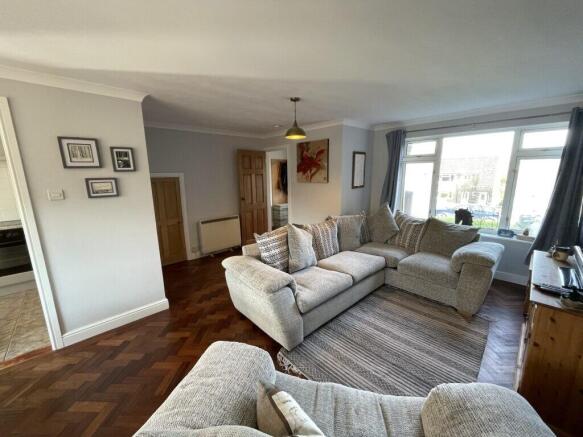 Lounge.