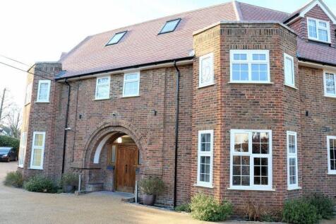 Montagu Gardens, Wallington, SM6