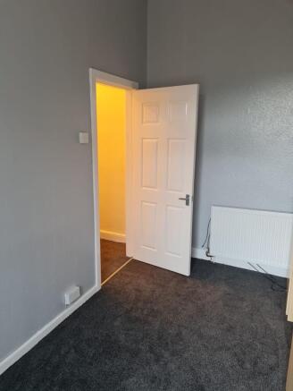 3 bed Terraced to rent Image 10