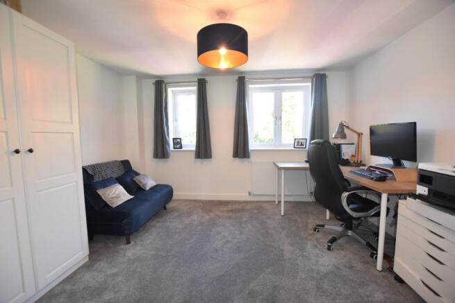 Photo 12