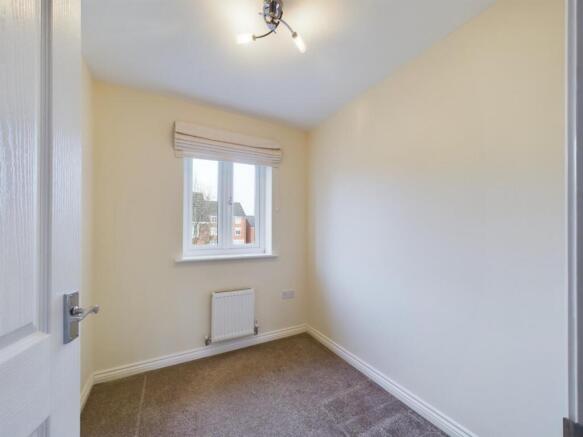 3 bed House for sale Image 10