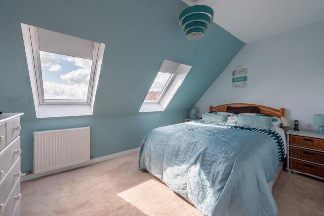 BEDROOM 1