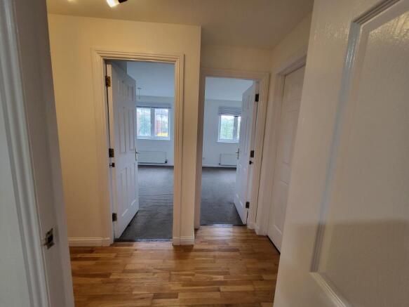 Burnvale Place, Almondvale, Livingston, West Lothian photo 4