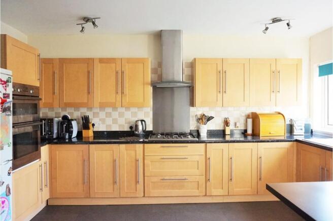 Kitchen / Breakfast