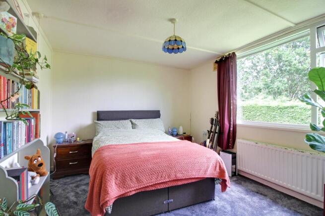 2 bed Detached Bungalow for sale Image 8