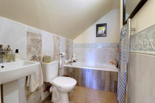 Bedroom 2 En-Suite
