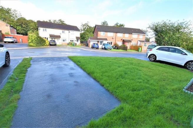 Driveway/front garden