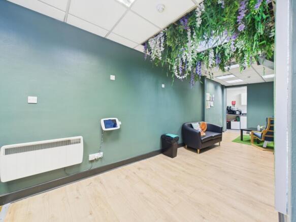 CAM01791G0-PR0158-STILL002