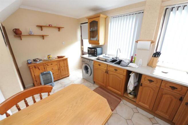 2 bed Town House for sale Image 6