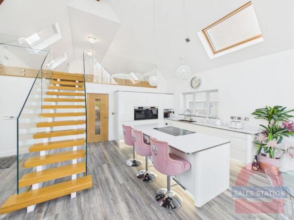 Kitchen/ Living