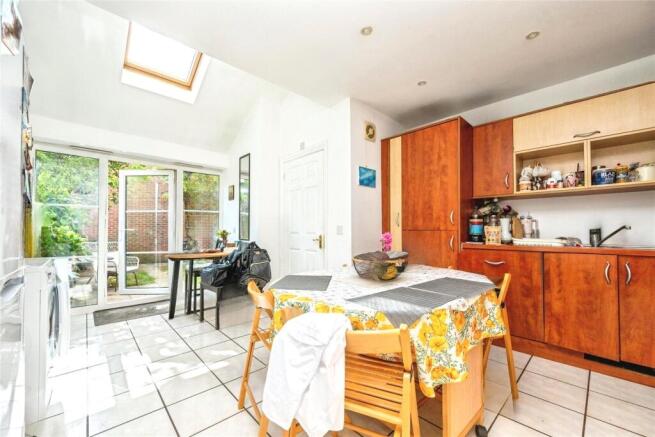 Beaurevoir Way, Warwick, Warwickshire, CV34 photo 4