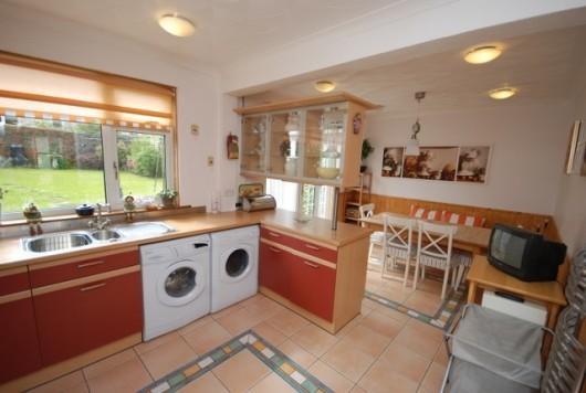 Dining kitchen