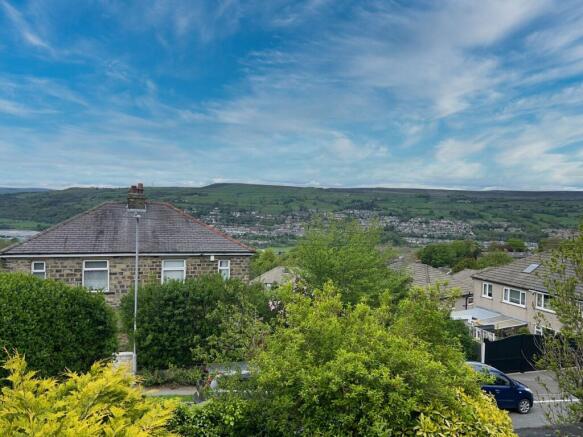 2 bed Semi-Detached Bungalow for sale Image 4