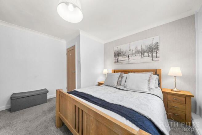 3 bed Detached for sale Image 11