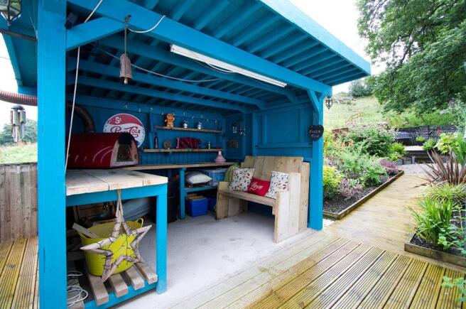 Garden Hut