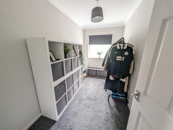 2 bed Apartment for sale Image 10