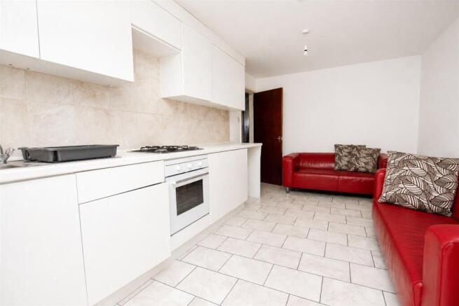 Open Plan Kitchen/ L