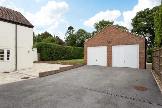 Driveway & garages