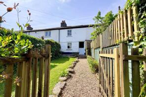 2, Morcoms Row, Mutton Row, Penryn TR10 8HA