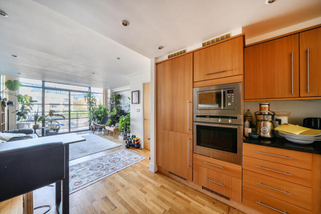 Kitchen/Reception