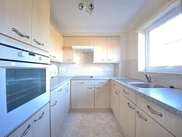 1 bed Apartment for sale Image 4