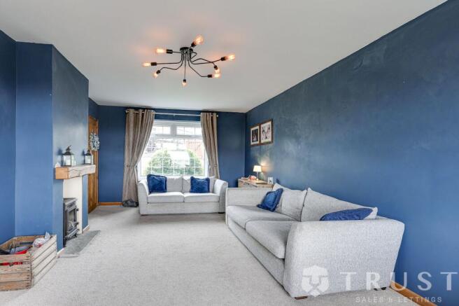 4 bed Detached for sale Image 4