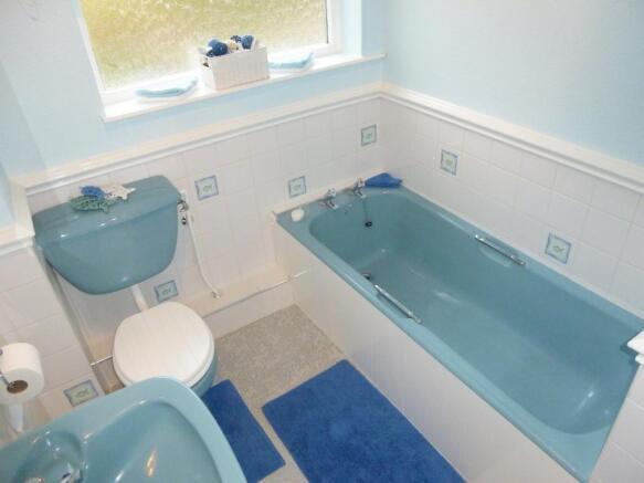 Photo 8