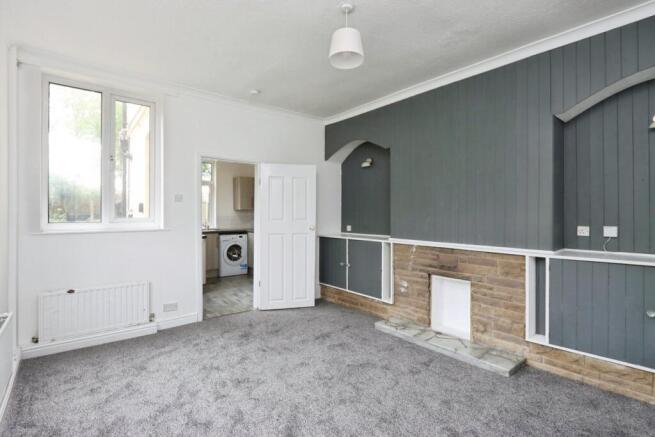 2 bed Semi-Detached for sale Image 5