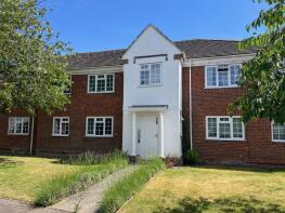 65, Kingfisher Way, Bicester OX26 6YB